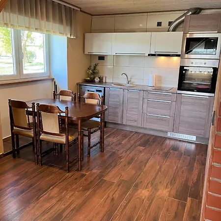 度假居 Vahtra Allee Kuelalismaja *